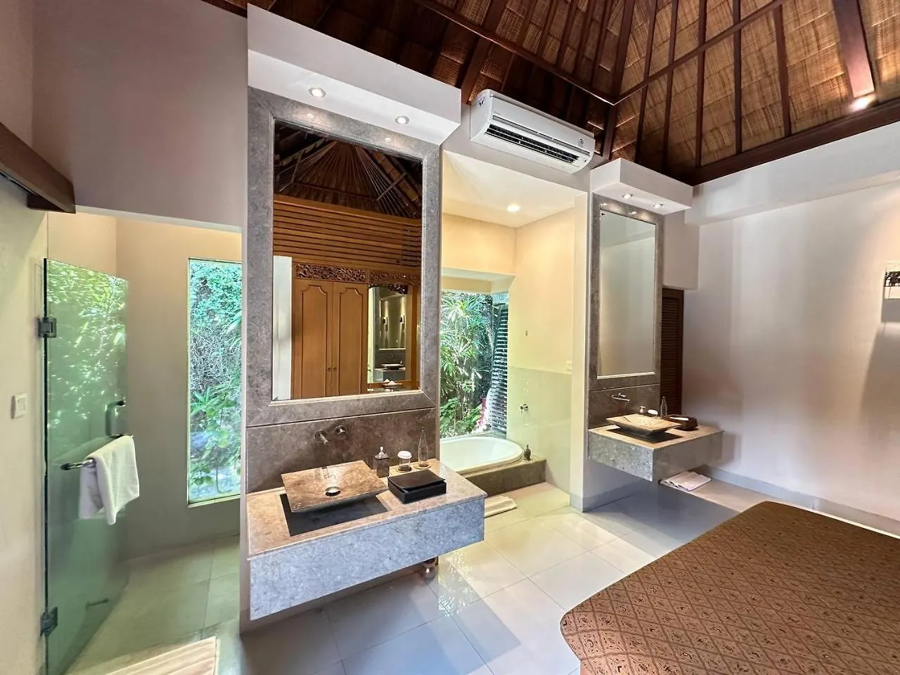 Disini Villa By Betterplace Seminyak  Indonesia