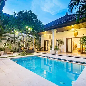 Deba 2 By Bali Solutions Villa